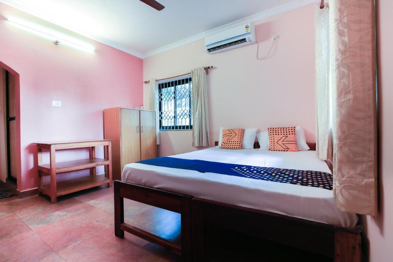Gods Gift Guesthouse Arambol Esterno foto
