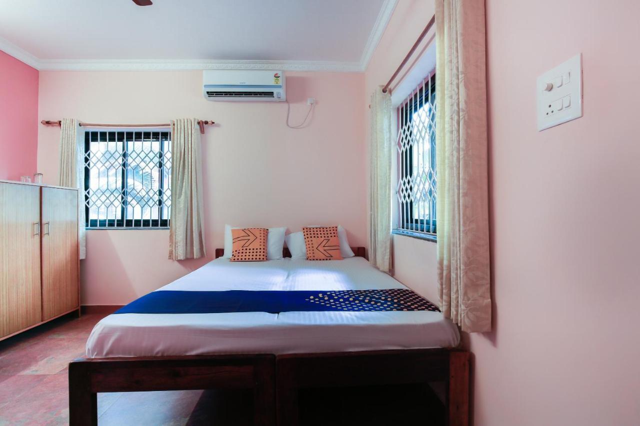 Gods Gift Guesthouse Arambol Esterno foto