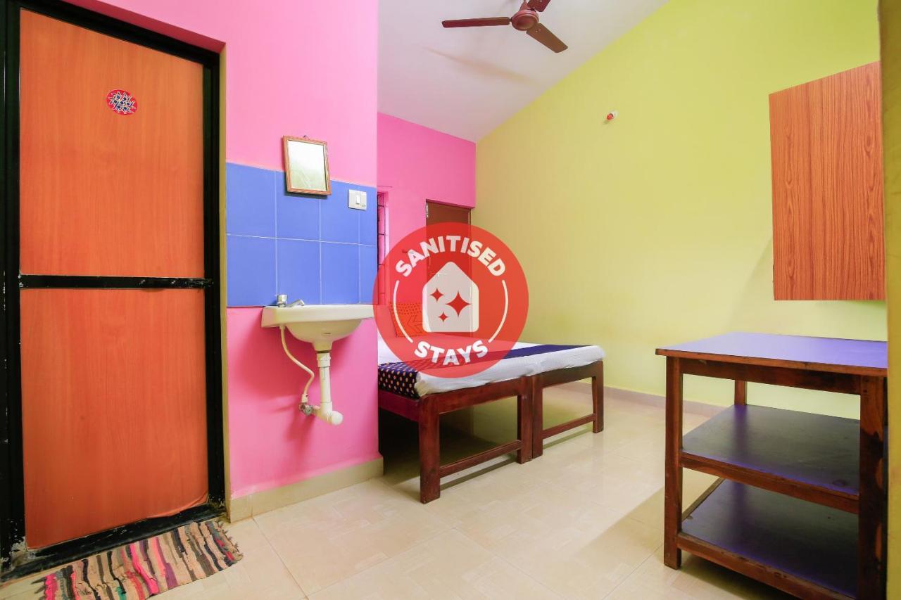 Gods Gift Guesthouse Arambol Esterno foto