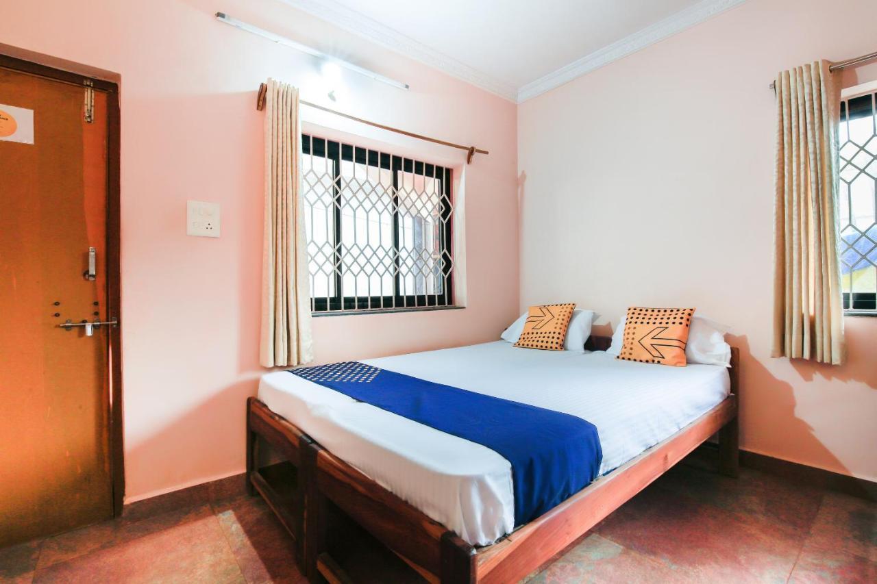Gods Gift Guesthouse Arambol Esterno foto