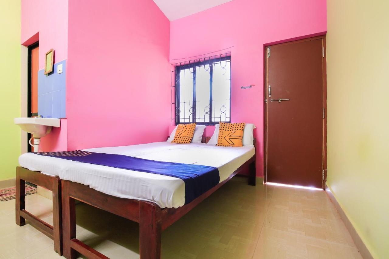 Gods Gift Guesthouse Arambol Esterno foto