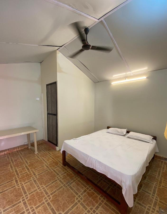 Gods Gift Guesthouse Arambol Esterno foto