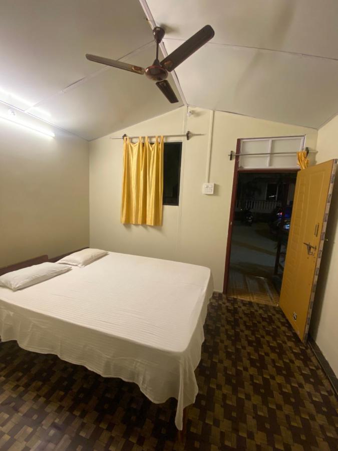 Gods Gift Guesthouse Arambol Esterno foto