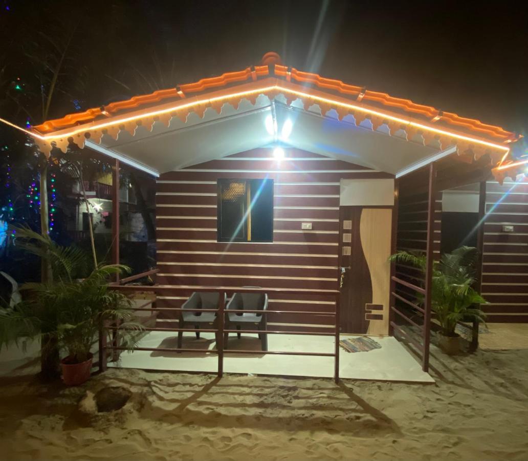 Gods Gift Guesthouse Arambol Esterno foto