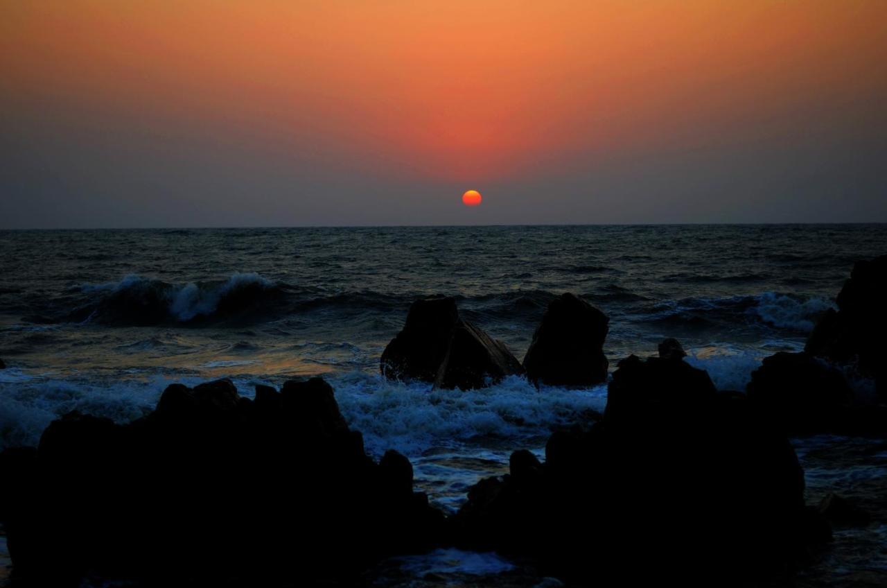 Gods Gift Guesthouse Arambol Esterno foto