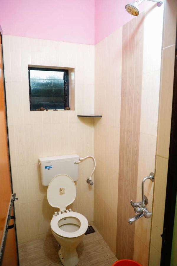 Gods Gift Guesthouse Arambol Esterno foto